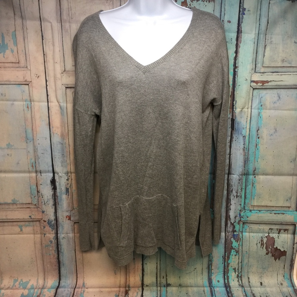 ❤️ GAP Long Sleeve Lightweight Sweater Top